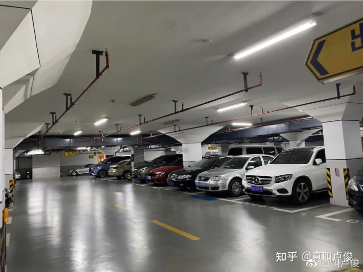 “我這輩子沒見過這么好的車庫?！?></a></p>
            <h3 class=