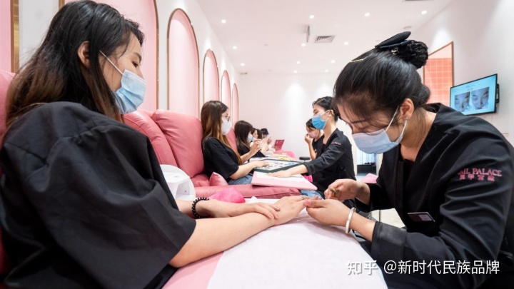 NAIL PALACE美甲宮殿凱德廣場云尚店，盛裝開業 品牌打造 全面升級