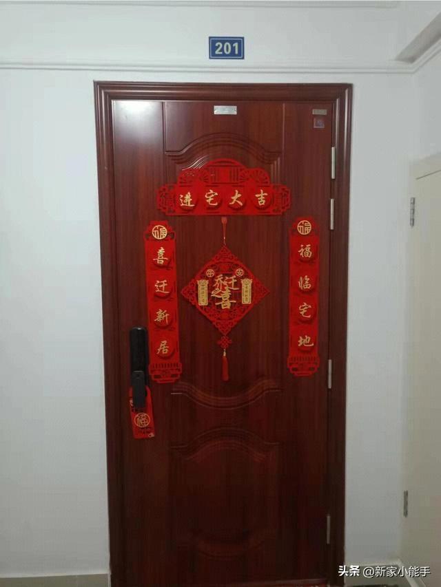 辛苦半年終于喬遷入住，不吊頂不做電視墻，簡單又省錢，很舒服